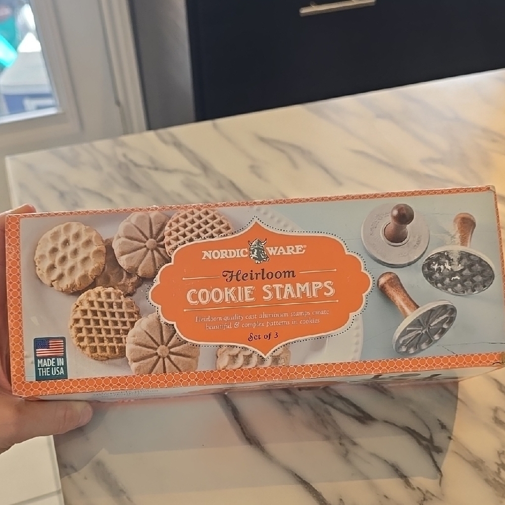 Nordic Ware Heirloom Cookie Stamps Set